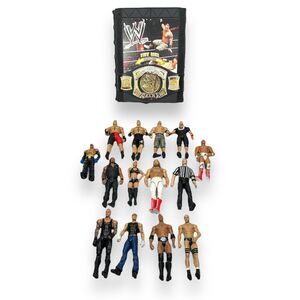 WWE Wrestling Action Figures & Carrying Case Lot of 14 John Cena Brock Lesnar